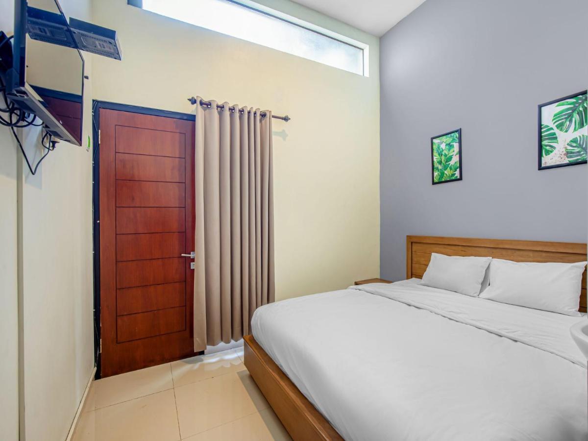 Casa Ts 16 Hotel Malang Exterior foto